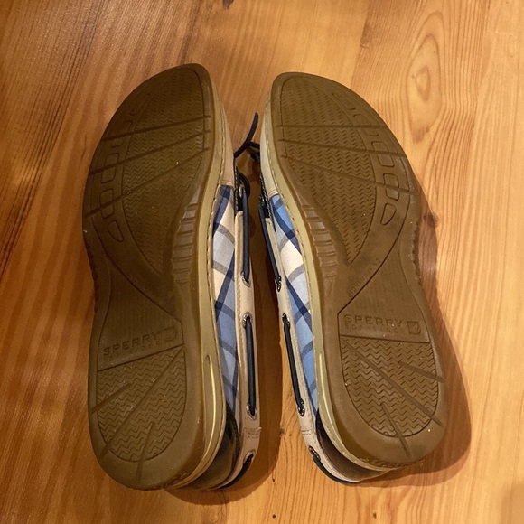 Sperry Boat Shoes - Picture 3 of 3